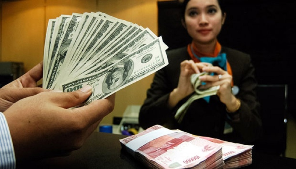 Rupiah Melemah Harga Emas Anjlok | BabatPost.com